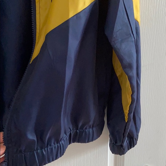 SHEIN Chevron Windbreaker Jacket - Picture 5 of 5